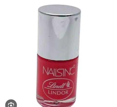 RED QUALITY UK BRAND NAIL POLISH NAILSINC